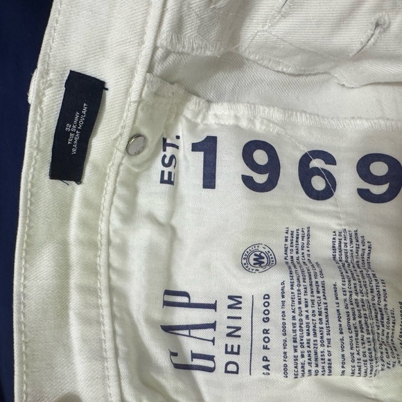 White jeans - Picture 3 of 3